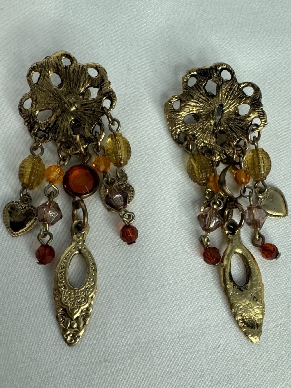 Vintage Gold Tone Dangle Earrings Amber Bead Heart Charm Boho - Picture 2 of 5